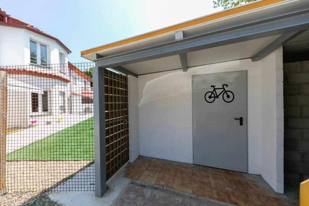 Newly Renovated Room W Pool Y Bikeparking ジローナ エクステリア 写真